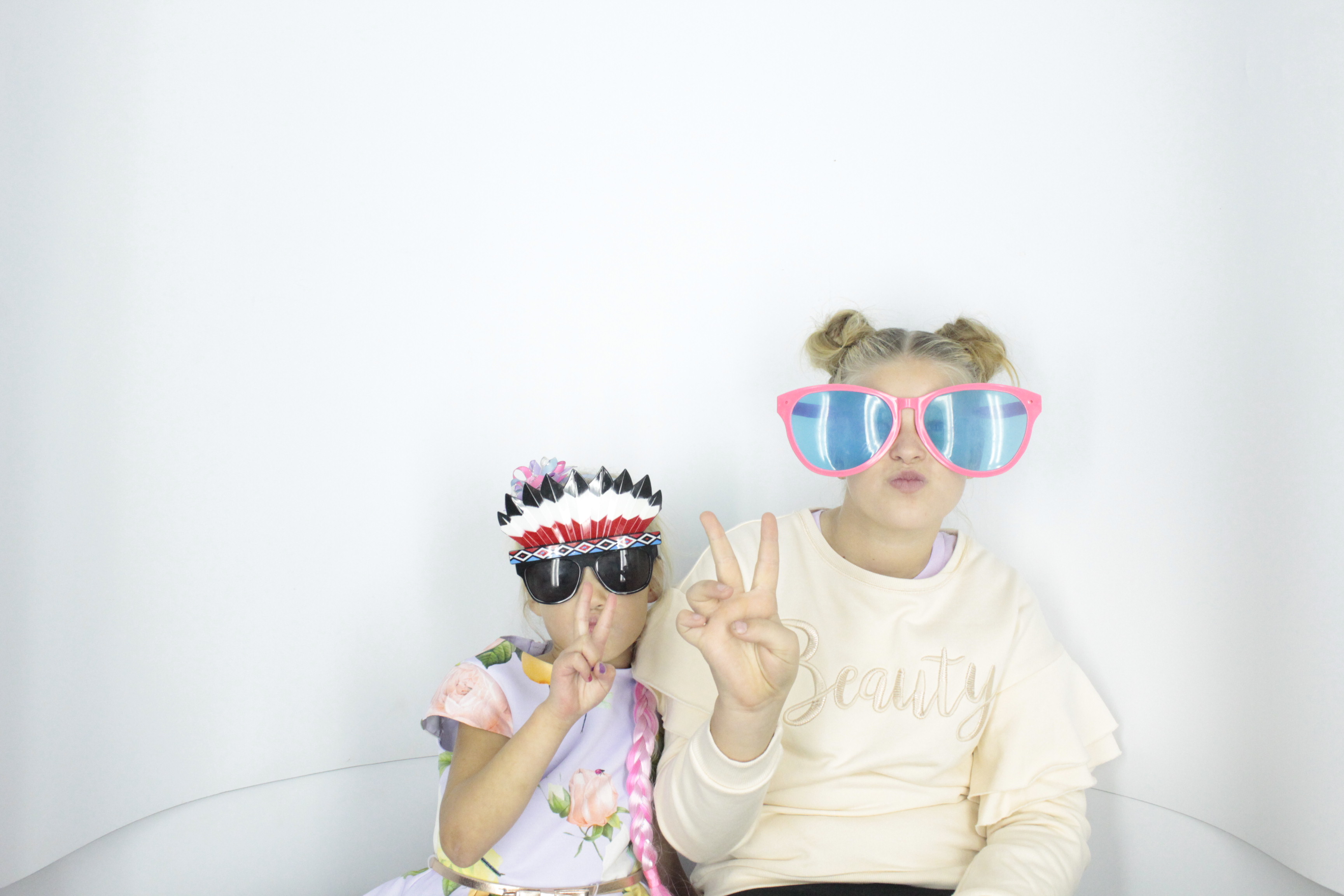 Isobel 18th Birthday Party  | View more photos from the event at gallery.myphotoboothexperience.co.uk/u/MyPhotoBoothExperienceLtd/Isobel-18th-Birthday-Party
